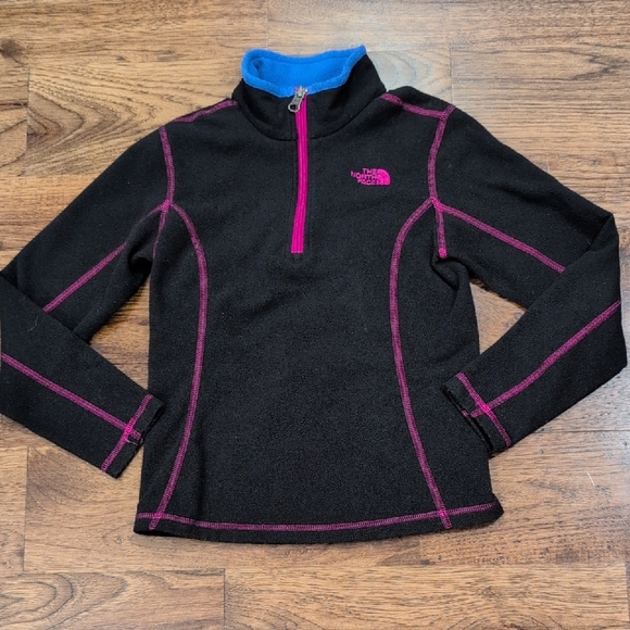 The North Face Other - Girls The North Face black 1/4 zip pullover size S(7/8)